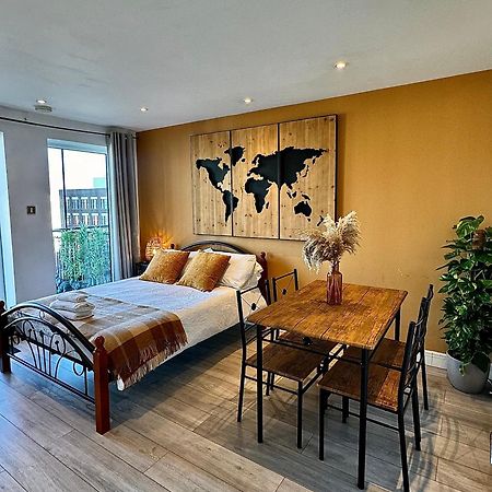Cozy Flat With Balcony Apartment London Luaran gambar