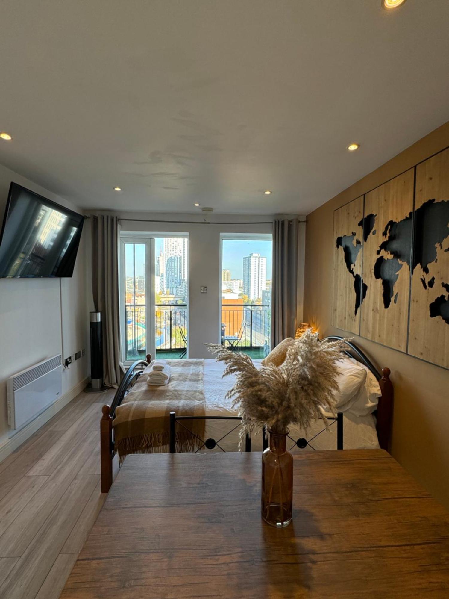 Cozy Flat With Balcony Apartment London Luaran gambar
